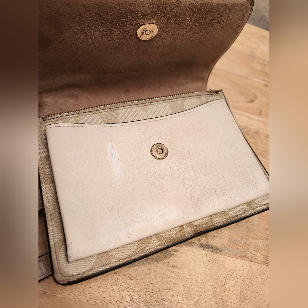 Coach Beige Signature Canvas Chain Crossbody Bag - Picture 13 of 13